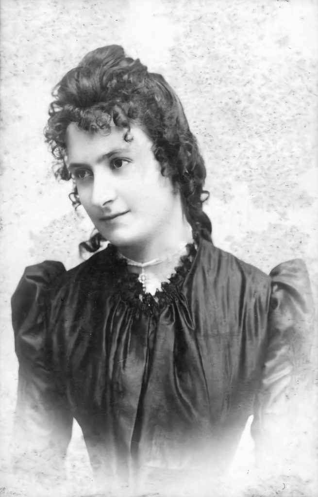 Maria MONTESSORI en 1887
